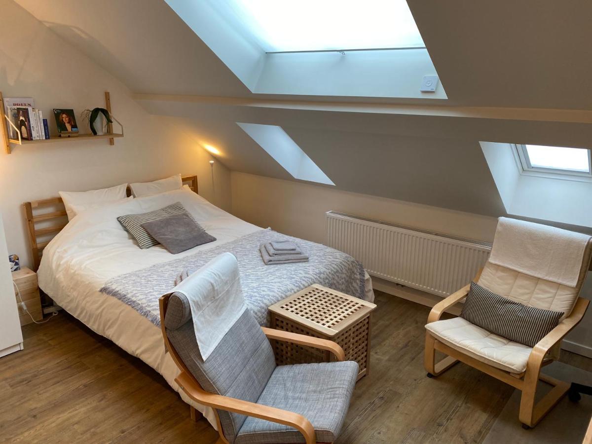 Logies-M Comfort Studios Inc Bikes B&B Остенде Экстерьер фото